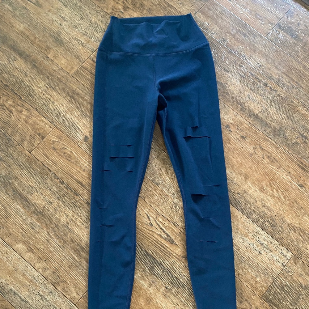 Alo Leggings